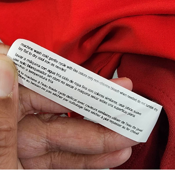 ELOQUII Colorblock Wrap Top Red Goji Berry Stretch Knit NWT Womens Size Plus 24W - Picture 14 of 14